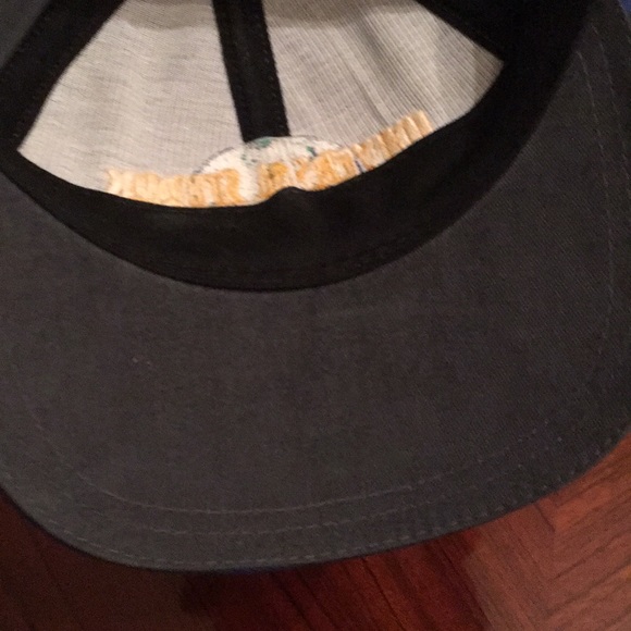 Universal Studios Vintage hat Firm Price - Picture 4 of 12